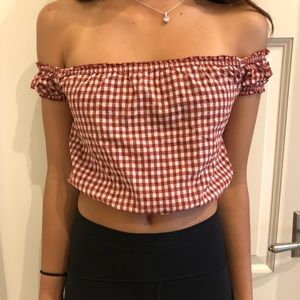 Brandy Melville off the shoulder top